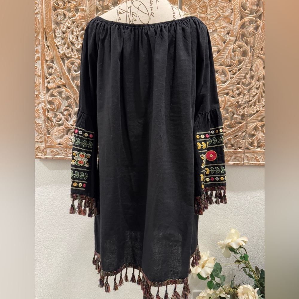 Velzera Black Boho Embroidered Tassel Trim Tunic Blouse- size L - Picture 3 of 16